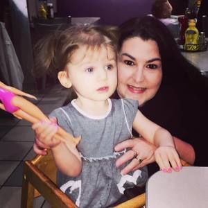 Meet your Posher, Stacy